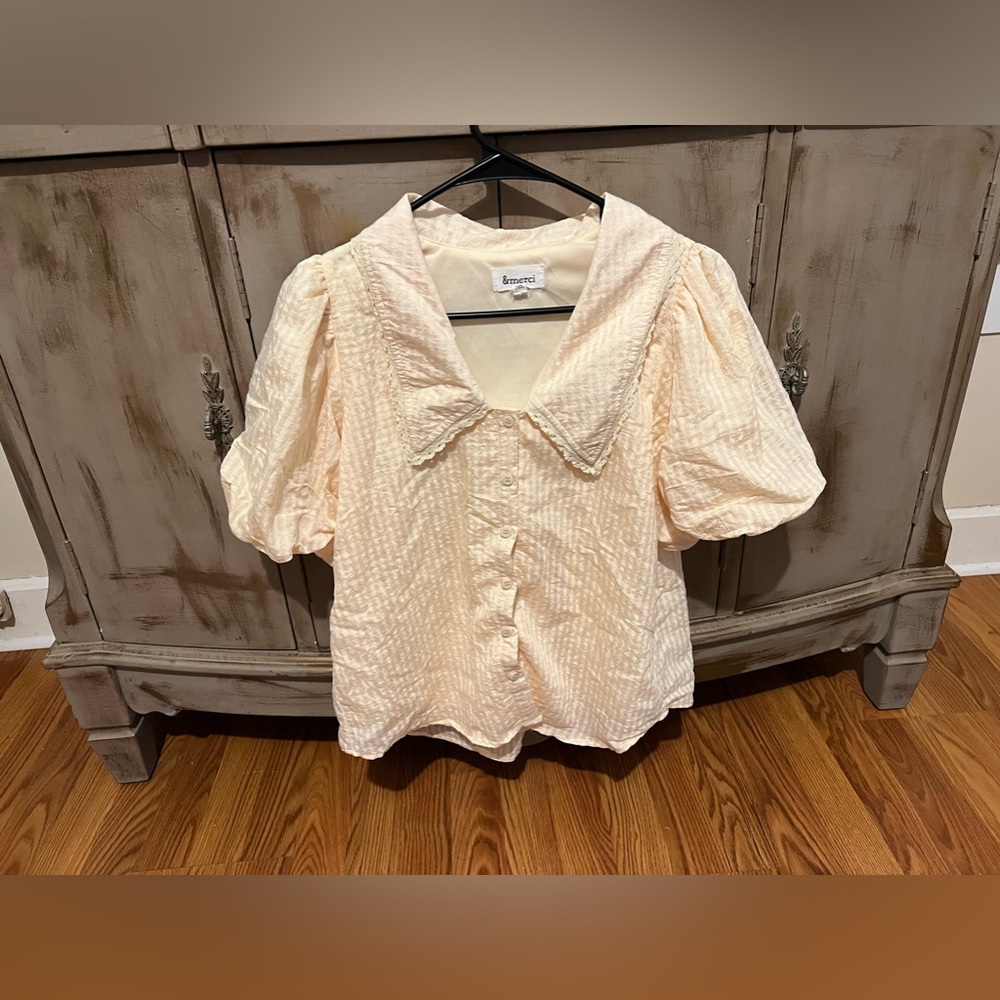 Peter Pan buttoned down cream blouse
